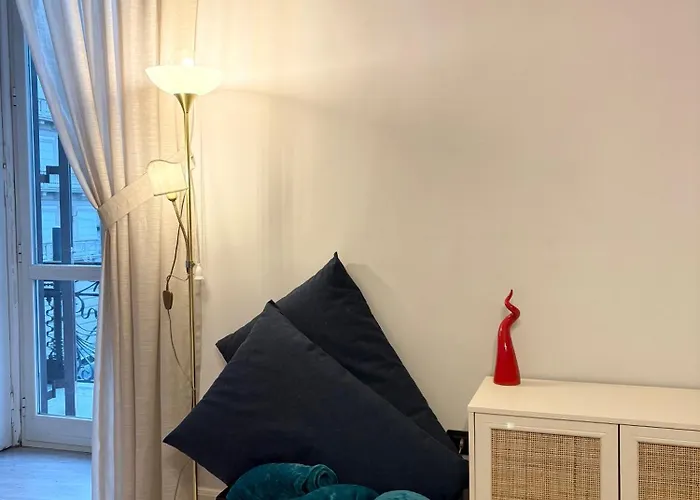 Residenza Castel Dell'ovo Naples